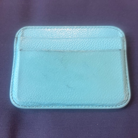Grained Calfskin Logo Cash
Rounded Card Holder Blue in EUC - Picture 5 of 6